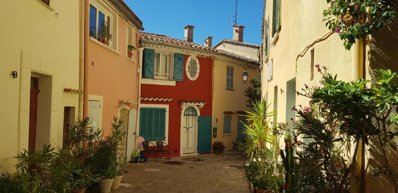 L'Odyssee Provencale, Un Duplex De Charme De 2 Chambres Au Pied Du Village Medieval De Bormes-Les-Mimosas, Offrant Des Prestations Haut De Gamme Et Une Superbe Vue Sur Le Massif Des Maures Buitenkant foto