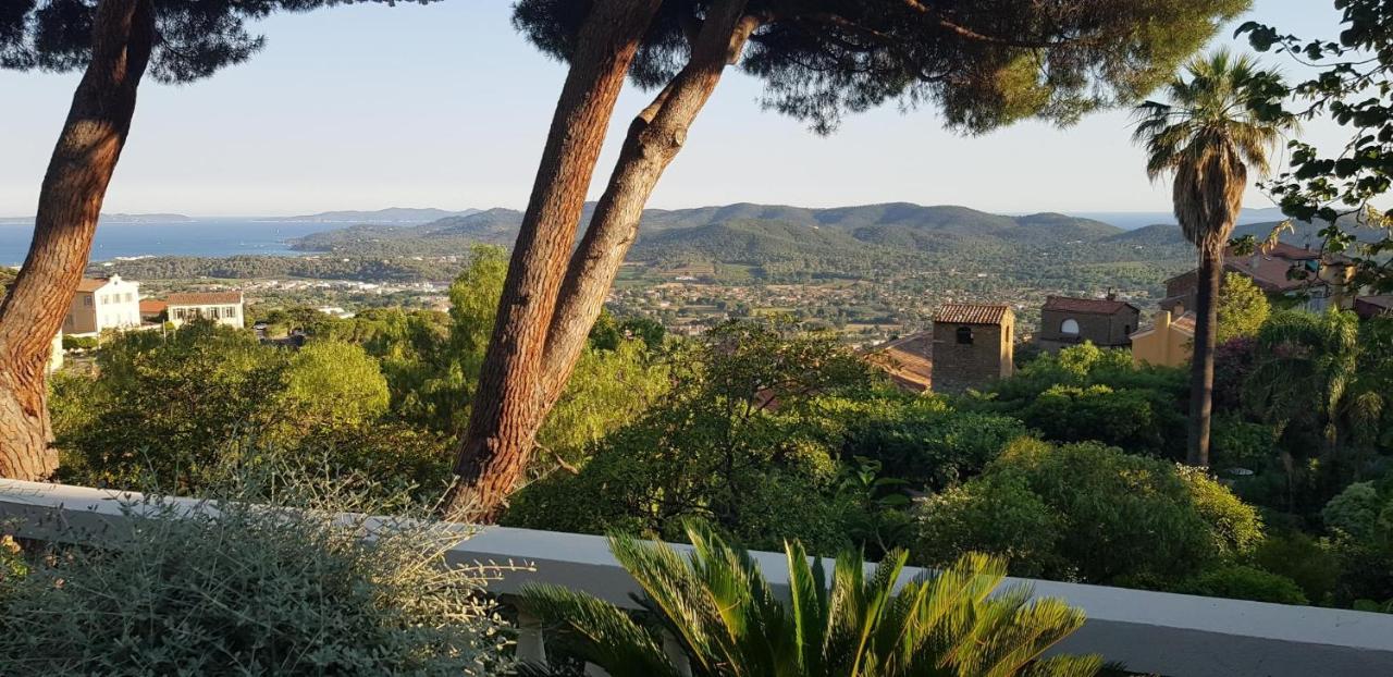 L'Odyssee Provencale, Un Duplex De Charme De 2 Chambres Au Pied Du Village Medieval De Bormes-Les-Mimosas, Offrant Des Prestations Haut De Gamme Et Une Superbe Vue Sur Le Massif Des Maures Buitenkant foto